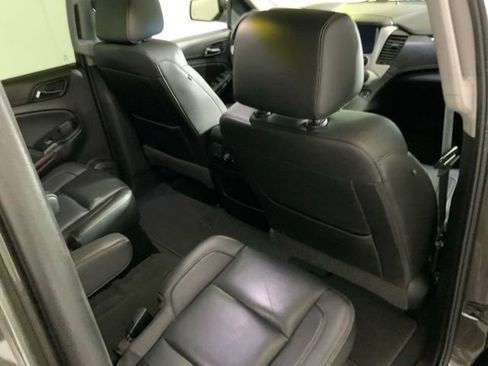 Used 2019 GMC Yukon XL SLT AWD/4WD image 34