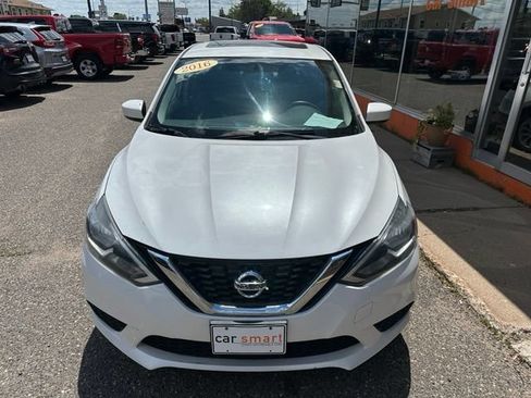 Used 2016 Nissan Sentra SV w/ Style Package FWD image 2