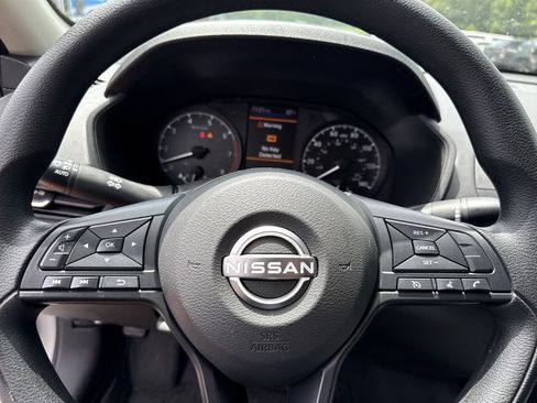 Used 2024 Nissan Altima 2.5 S FWD image 23