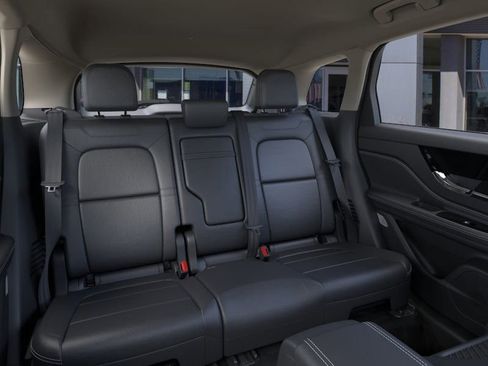 New 2026 Lincoln Corsair Premiere image 11