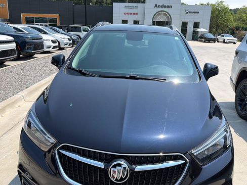 Used 2022 Buick Encore Preferred w/ Safety Package AWD/4WD image 6