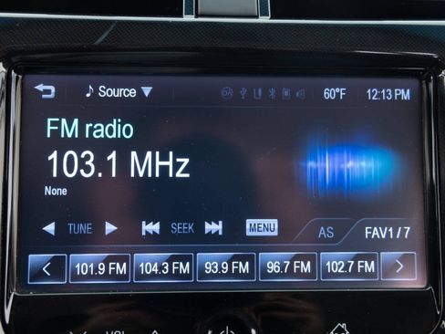 Used 2015 Chevrolet Spark LT FWD image 33