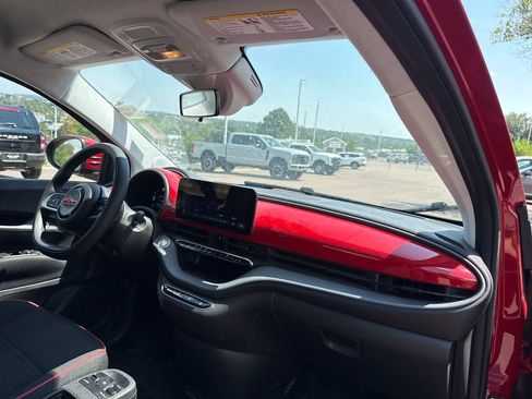 Used 2024 FIAT 500 e (RED) FWD image 19