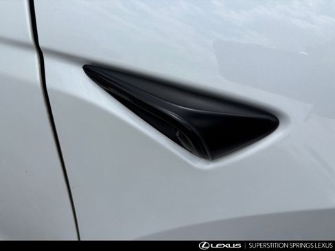 Used 2023 Tesla Model Y Performance AWD/4WD image 8