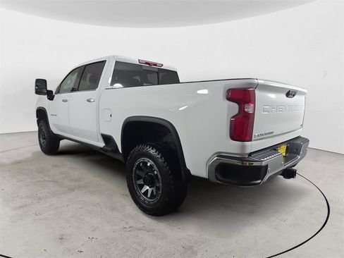 Used 2020 Chevrolet Silverado 2500 LTZ w/ LTZ Premium Package image 3
