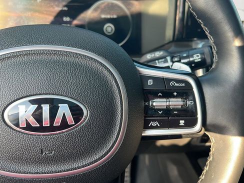 Used 2021 Kia Sorento SX image 22