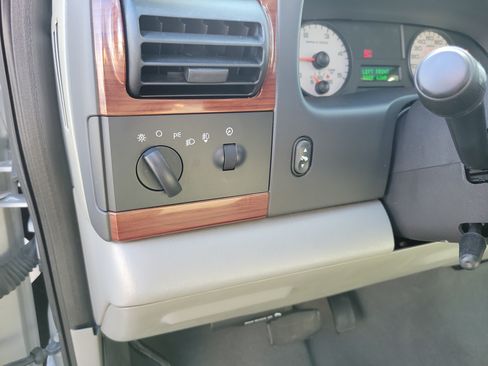 Used 2007 Ford F350 Lariat AWD/4WD image 10