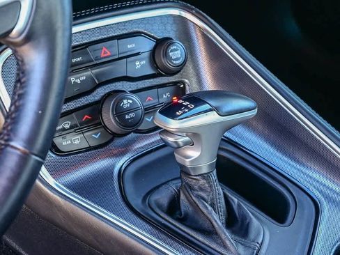 Used 2015 Dodge Challenger R/T Plus image 32