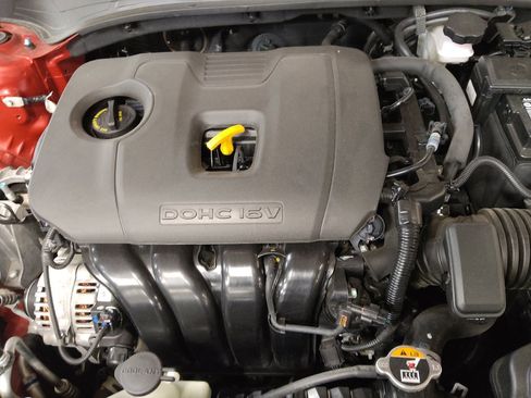 Used 2023 Kia Forte LXS w/ LXS Technology Package FWD image 30