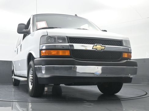 Used 2024 Chevrolet Express 2500 w/ Driver Convenience Package image 54
