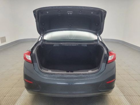 Used 2018 Chevrolet Cruze LT w/ Convenience Package image 29