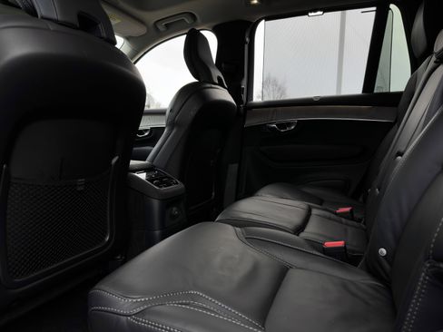 Used 2025 Volvo XC90 T8 Ultra image 31