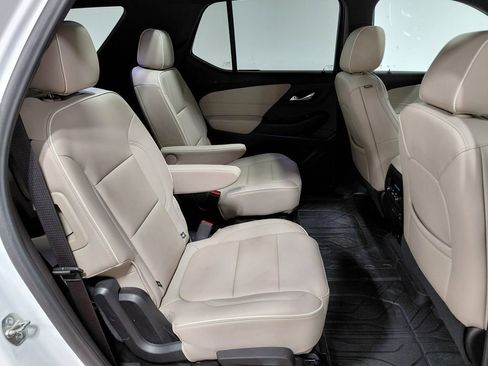 Used 2023 Chevrolet Traverse Premier w/ LPO, Floor Liner Package AWD/4WD image 48