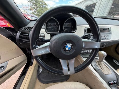 Used 2003 BMW Z4 3.0i RWD image 12