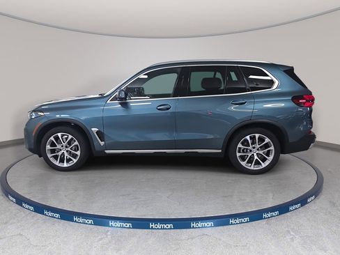 Certified 2024 BMW X5 xDrive40i w/ Premium Package image 9