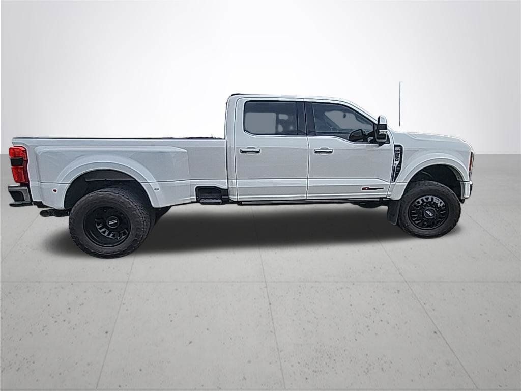 Used 2023 Ford F450 Lariat w/ Lariat Ultimate Package AWD/4WD image 8