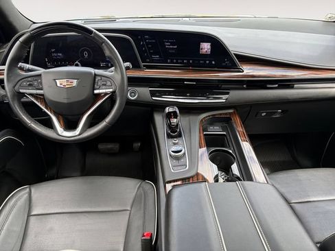 Certified 2024 Cadillac Escalade Premium Luxury w/ LPO, Floor Liner Package AWD/4WD image 10