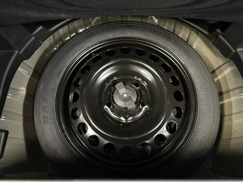 Certified 2022 GMC Terrain SLE w/ Driver Convenience Package image 26