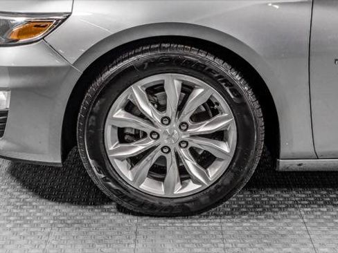 Used 2023 Chevrolet Malibu LT FWD image 33