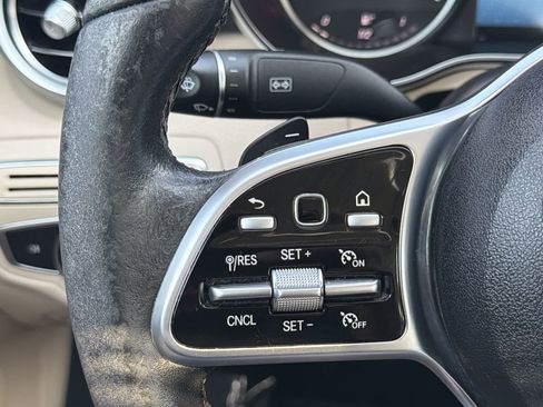 Used 2020 Mercedes-Benz C 300 Sedan image 9