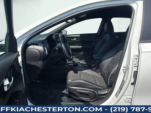 Used 2023 Kia Forte GT-Line FWD image 21
