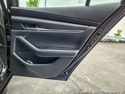Used 2023 MAZDA MAZDA3 s FWD image 20