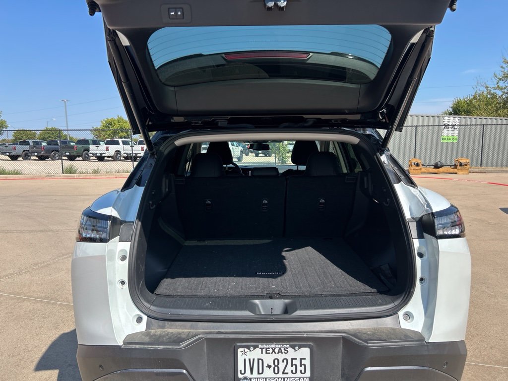 Certified 2025 Nissan Murano SL w/ Cargo Package AWD/4WD image 10