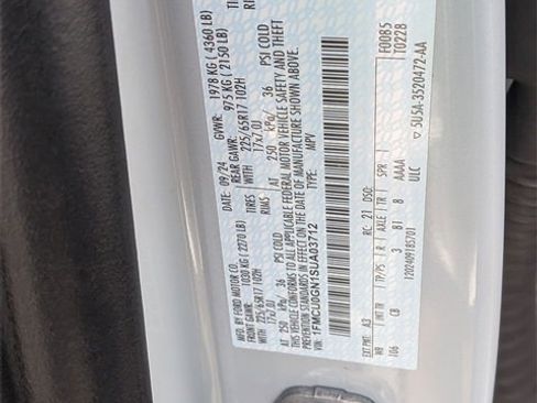 Used 2025 Ford Escape Active image 40