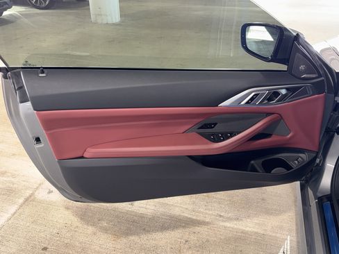 Used 2024 BMW 430i Convertible w/ Premium Package image 13