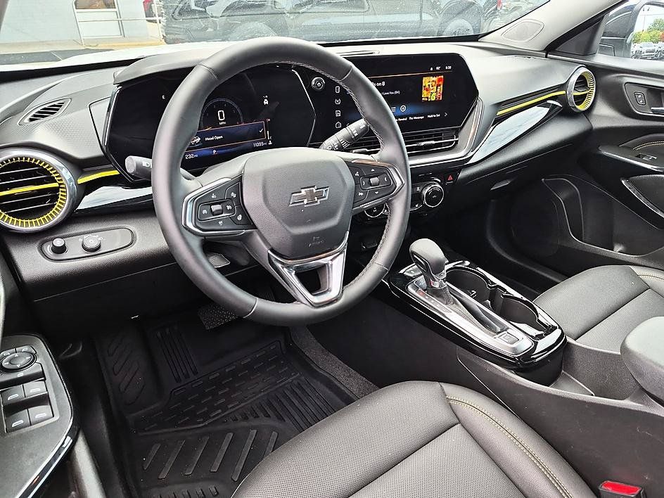 Certified 2026 Chevrolet Trax ACTIV FWD image 29