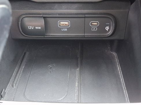 Certified 2023 Kia Telluride EX w/ EX Captain's Chair Package AWD/4WD image 25