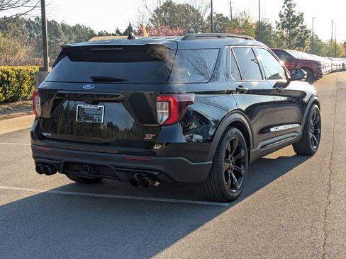 Certified 2024 Ford Explorer ST w/ Equipment Group 401A image 4