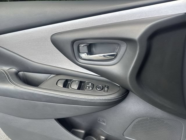 Used 2024 Nissan Murano SV FWD image 27