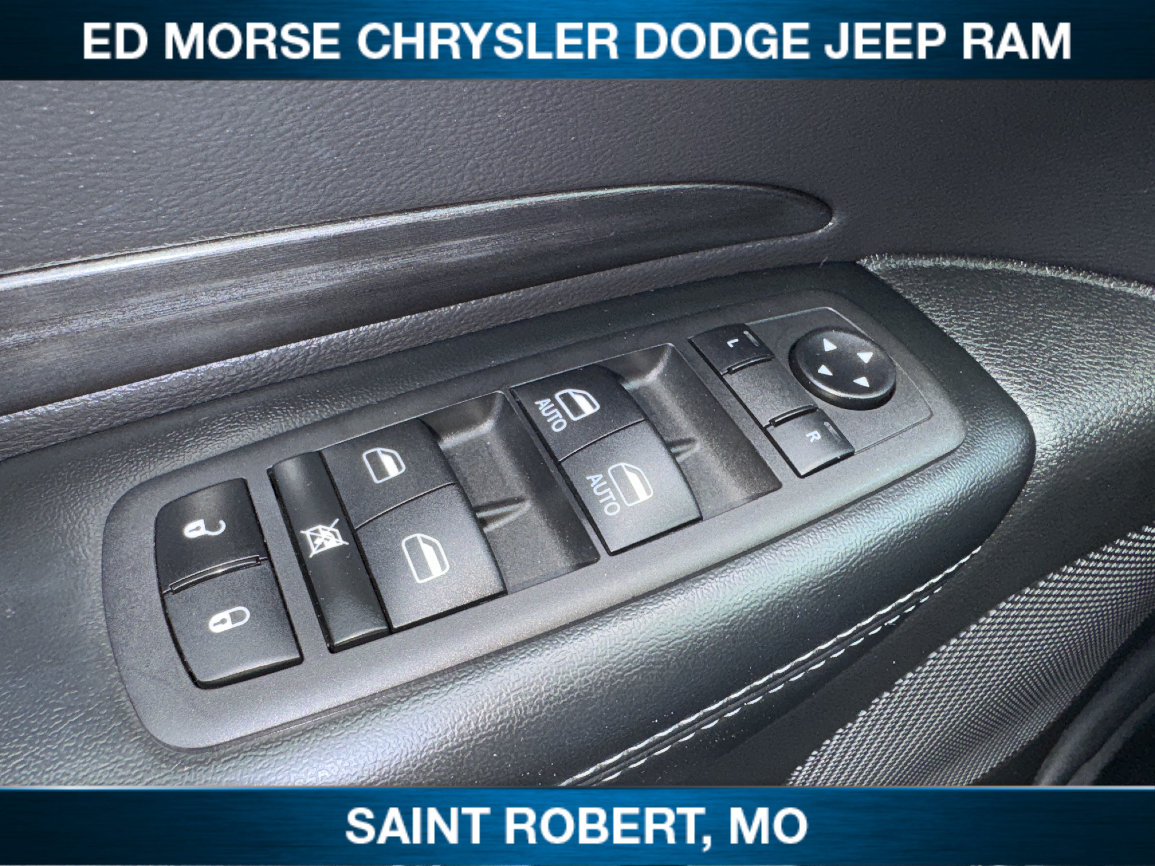 Used 2023 Dodge Durango SXT w/ Trailer Tow Group IV AWD/4WD image 18