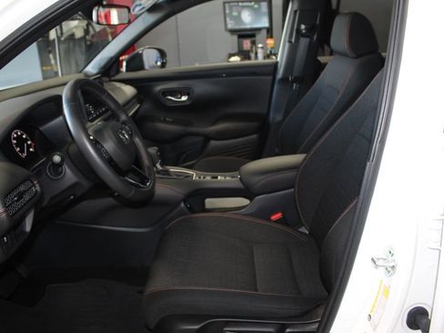 Certified 2024 Honda HR-V Sport image 12