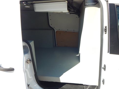 Used 2015 Ford Transit Connect XL FWD image 12