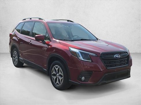 Used 2022 Subaru Forester Premium w/ Popular Package #3 AWD/4WD image 2