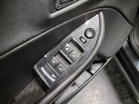 Used 2017 Chevrolet Impala LT image 14