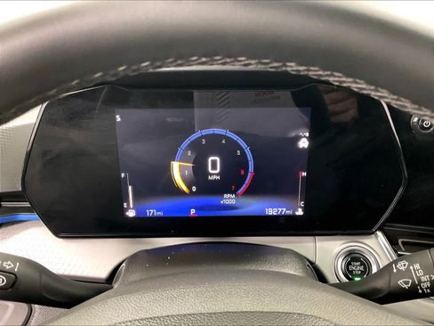 Used 2025 Chevrolet Trax LT w/ LT Convenience Package image 25