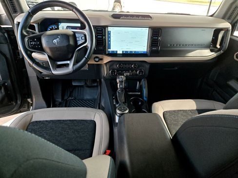 Used 2022 Ford Bronco Wildtrak AWD/4WD image 12