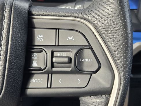 Used 2025 Toyota Tacoma TRD Off-Road AWD/4WD image 22