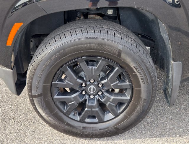 Used 2023 Nissan Frontier SV w/ Midnight Edition Package AWD/4WD image 18