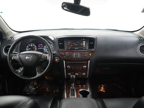 Used 2020 Nissan Pathfinder Platinum w/ Cargo Package AWD/4WD image 18