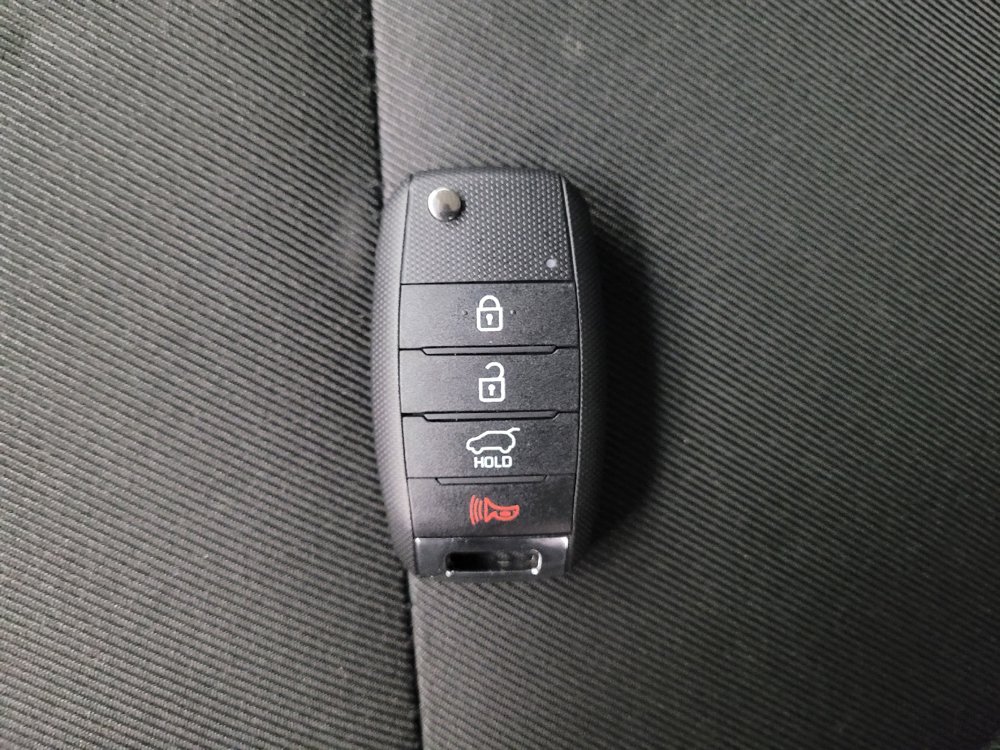 Used 2019 Kia Soul + FWD image 32