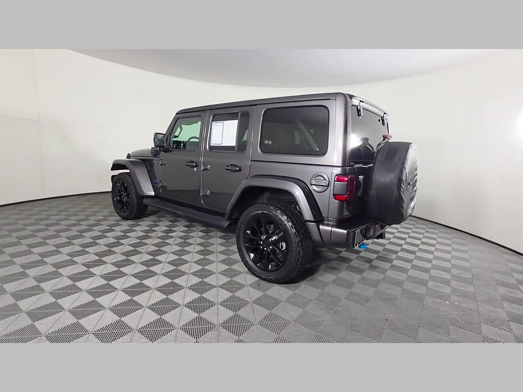 Used 2021 Jeep Wrangler Unlimited Sahara AWD/4WD image 11