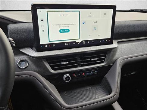 New 2026 Ford Explorer Platinum image 12