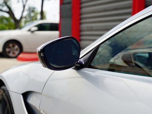 Used 2020 Aston Martin V8 Vantage Coupe RWD image 12