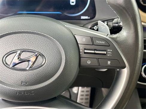 Used 2023 Hyundai Sonata Limited image 25