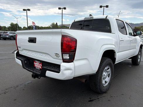Certified 2023 Toyota Tacoma SR AWD/4WD image 3