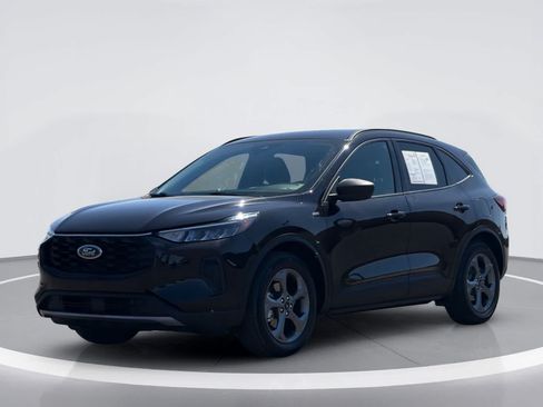 Used 2025 Ford Escape ST-Line FWD image 2